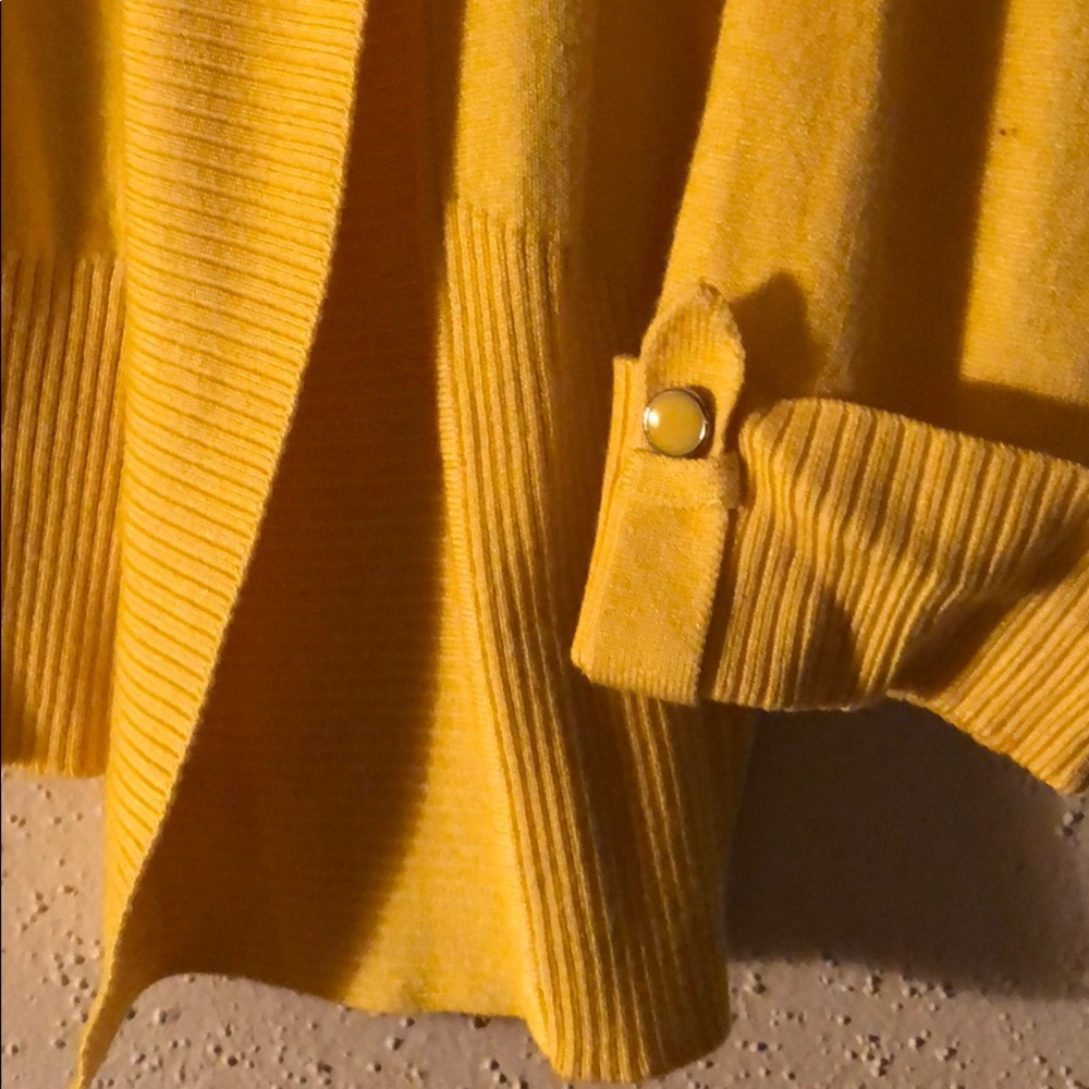 Sweater Jacket 🧥 Yellow Mustered Color - Picture 5 of 5